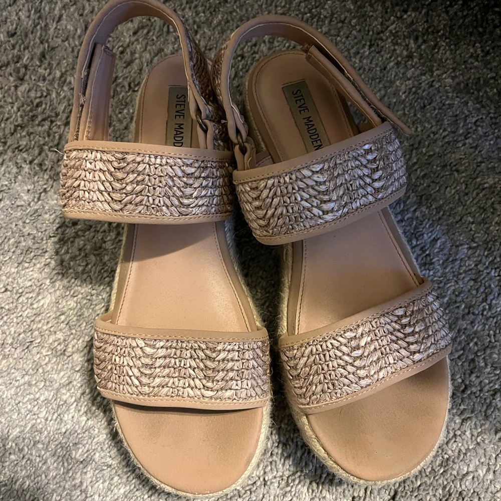 Steve Madden Platform sandals